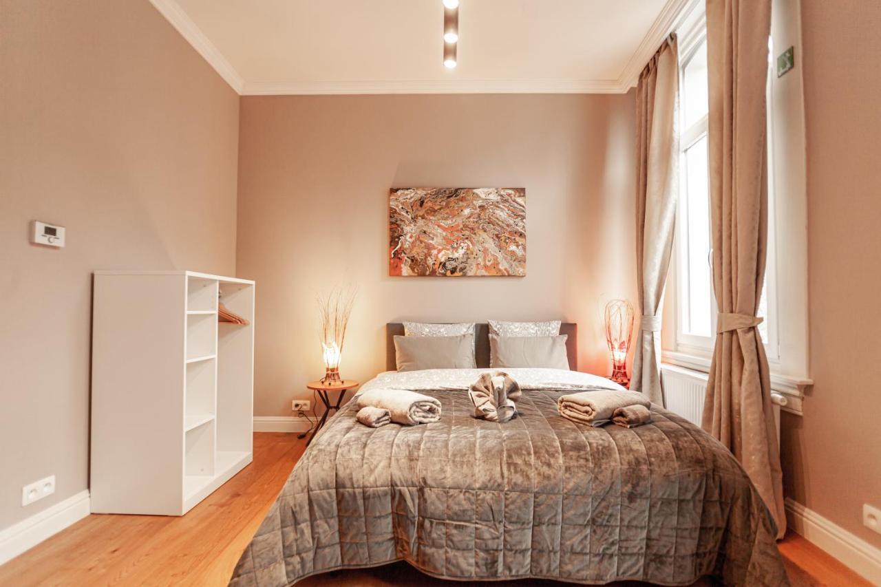 Luxury Suites Palace By Rikas Hotels Αμβέρσα Εξωτερικό φωτογραφία